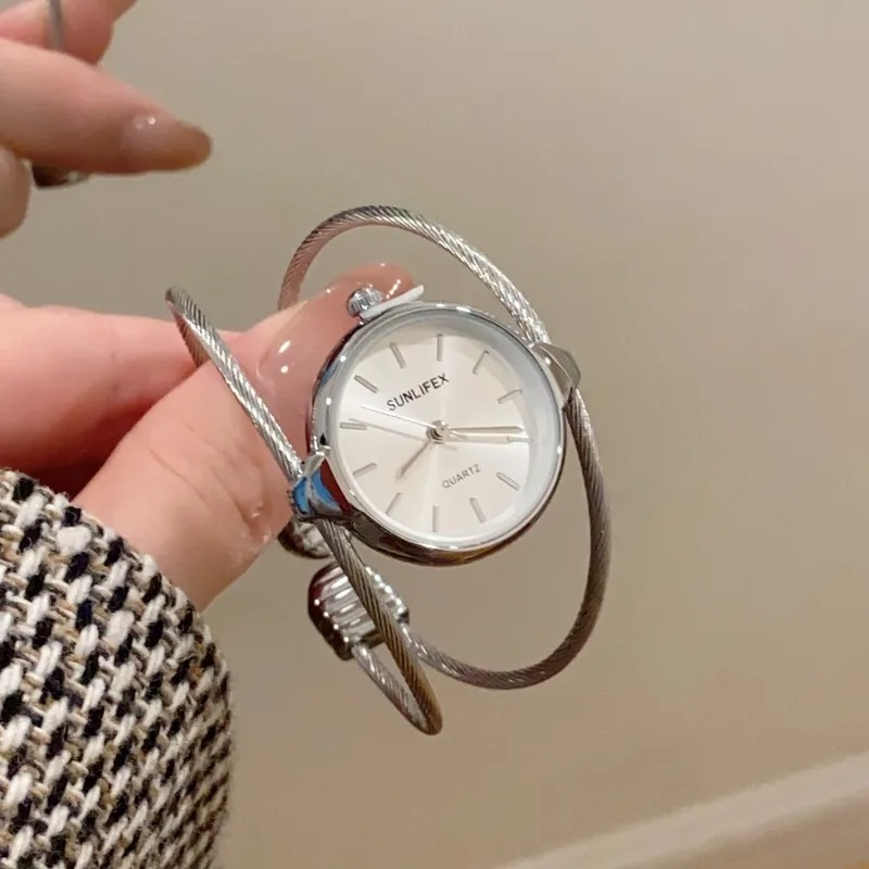 Reloj cuarzo mujer correa abierta